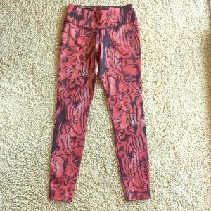 Nike drifting leggings. Great to run in! Size M